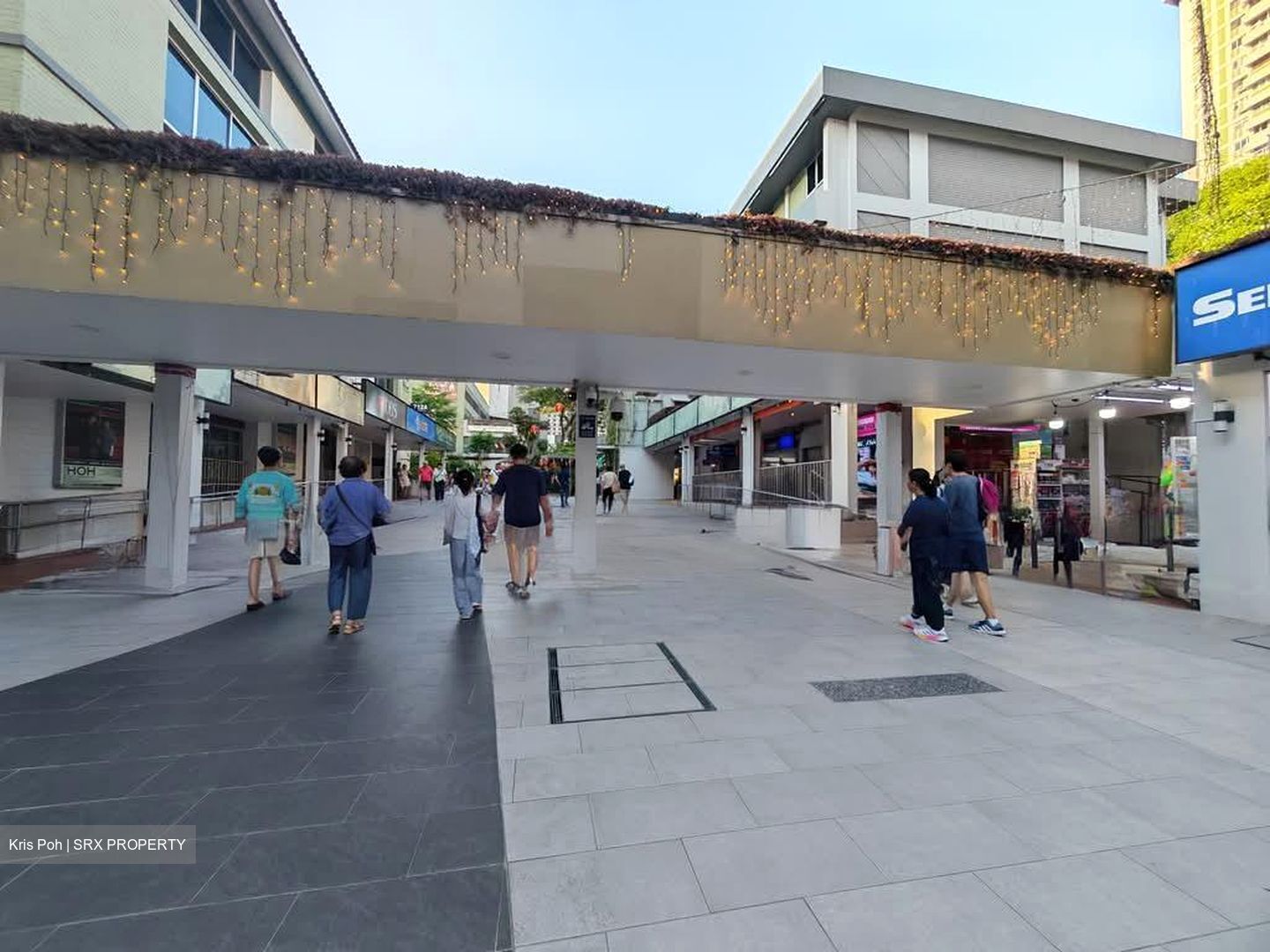 Ang Mo Kio Avenue 8 (D20), Shop House #575679431